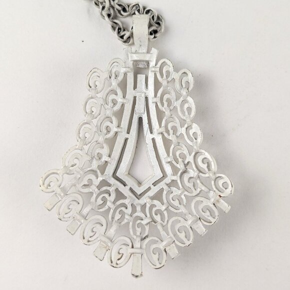 Vintage Trifari White Metal Statement Necklace - Picture 4 of 8